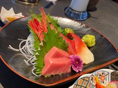 -铭牛烧肉·和牛海鲜自助(高新月牙湖店)
