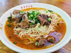 -八一路好吃街(雨田商务大厦店)