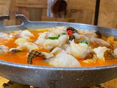 -老滇山寨•云南特色菜•地方菜•民族风情歌舞表演(金碧店)