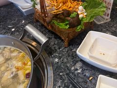 -一席地·本地鸡窝·杭帮鸡火锅(萧山银隆百货店)