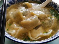 荠菜鲜肉大馄饨（小碗）-滋滋香馄饨(听海路店)