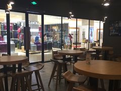 -星巴克臻选(舟山凯虹广场店)
