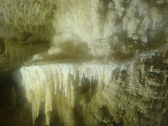 -巴马水晶宫