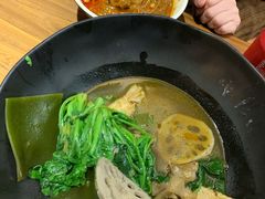 -万记麻辣烫国展总店
