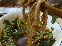 -李记称盘牛杂串串(广厦店)