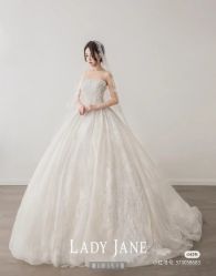 -Lady  Jane高端婚纱礼服馆