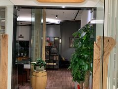 门面-青山上品咖啡·日式法兰绒手冲(高岛屋百货店)