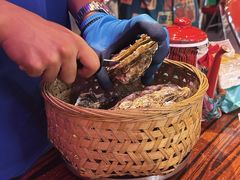 -蚝堡海鲜·威海菜·海肠捞饭·烧烤·亚洲吃蚝公司(幸福门店)