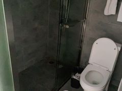 -怡莱酒店(无锡火车站南广场店)