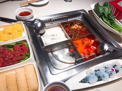 -海底捞火锅鲜切牛肉主题店(长寿路店)