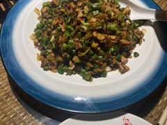 -渝信川菜 · 川味家常菜(长安店)