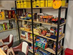 -谐音梗主机电玩·桌游·拼豆·团建轰趴馆(泛海名人店)