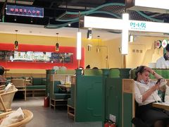 大堂-粤小煲鲜汤猪肚鸡(丹尼斯二天地店)