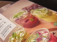 -港丽餐厅(正大店)