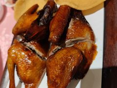 红烧沙田大乳鸽-誉八仙酒楼(静安大悦城店)