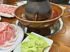 -楼外楼大刀肉传统火锅居(博学路店)