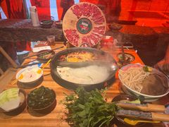 -周小明火锅(黑金冠社区店)