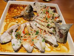 清蒸武昌鱼-莲餐厅·湖北菜·藕汤是头牌(愚园路店)