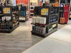 -日上免税店(三径路t3店)