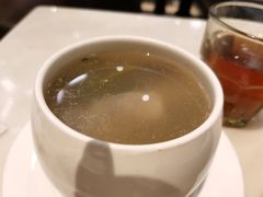 -港丽餐厅(高德置地店)