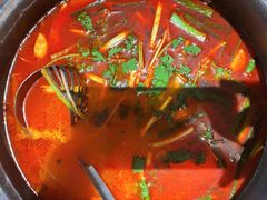 -贵厨酸汤牛肉(花果园国际中心店)