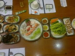 全是配菜-青瓦餐厅·生鱼片·韩园烤肉(西塔店)