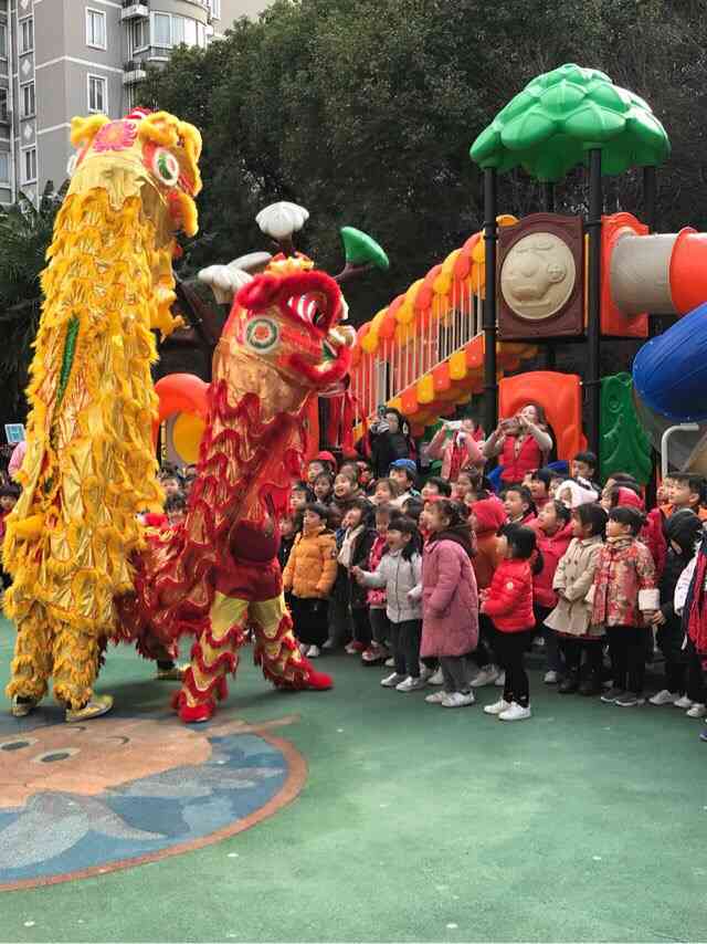 小龙鱼幼儿园(吴中路)-"说白了就是个菜场公立学校在收民办的费用.