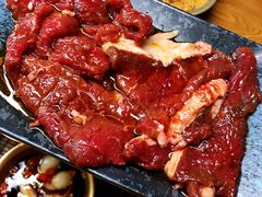 -鑫釜山海鲜烧烤(鑫丰国际店)