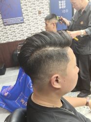 点击看大图 -大人物·男士理发馆