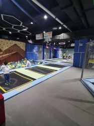 -反弹蹦床公园(重庆南坪万达店)