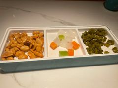 -荷塘秋月·本帮江浙菜(国权路店)