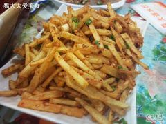 -周家大连水饺(美专校街店)