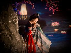 -九月鹰飞汉服摄影工作室
