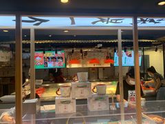 -成都你六姐·牛肉冒菜(上海环宇荟店)