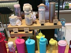 -星巴克臻选(上海中环广场2F店)