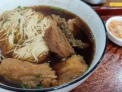 -百年老字号·观振兴蟹黄面·三虾面·苏式面(观前街富仁坊巷店)