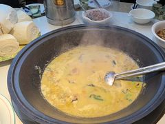 -陈大锅·岳阳鱼馆·地道岳阳菜(美食街店)