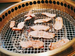 -铭牛烧肉·和牛海鲜自助(高新月牙湖店)