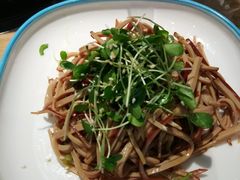 -山城外·非遗酸菜鱼(新都汇融店)