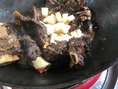 -鑫驼峰牛排火锅(普陀路店)