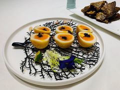黑鱼子酱烟熏蛋-HOMES上海本帮菜(襄阳公园店)