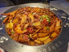 -徐记小怪兽肉蟹煲(中央大街店)