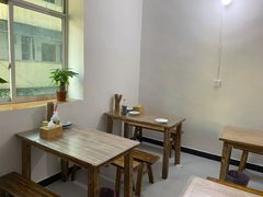 -贵州沾水米线(学田湾店)