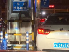 -周浦万达广场-地下停车场