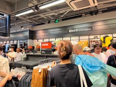 -NIKE上海青浦优选体验店