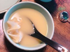 招牌花胶鸡煲汤底-最品火锅