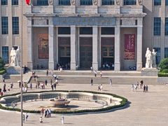 -军事博物馆(地铁站)