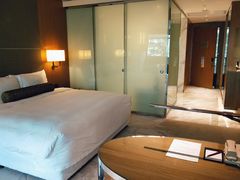 -上海滴水湖皇冠假日酒店