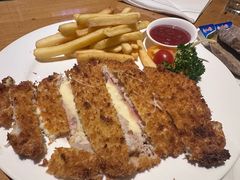 -兰特伯爵西餐厅·啤酒屋(方庄店)