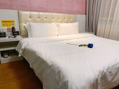 -德全心悦酒店(北京金台路地铁站店)